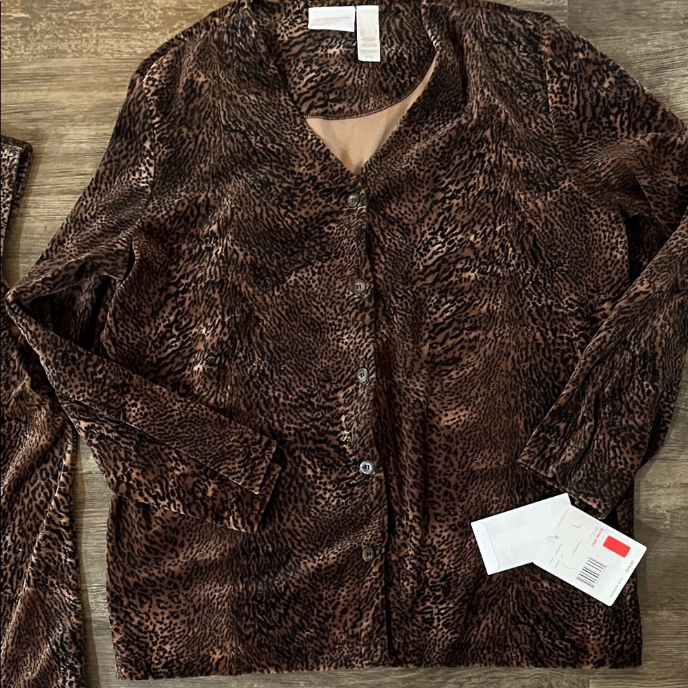 Liz Claiborne velour Leopard Print Button-Up Cardigan& Shell Set L/XL